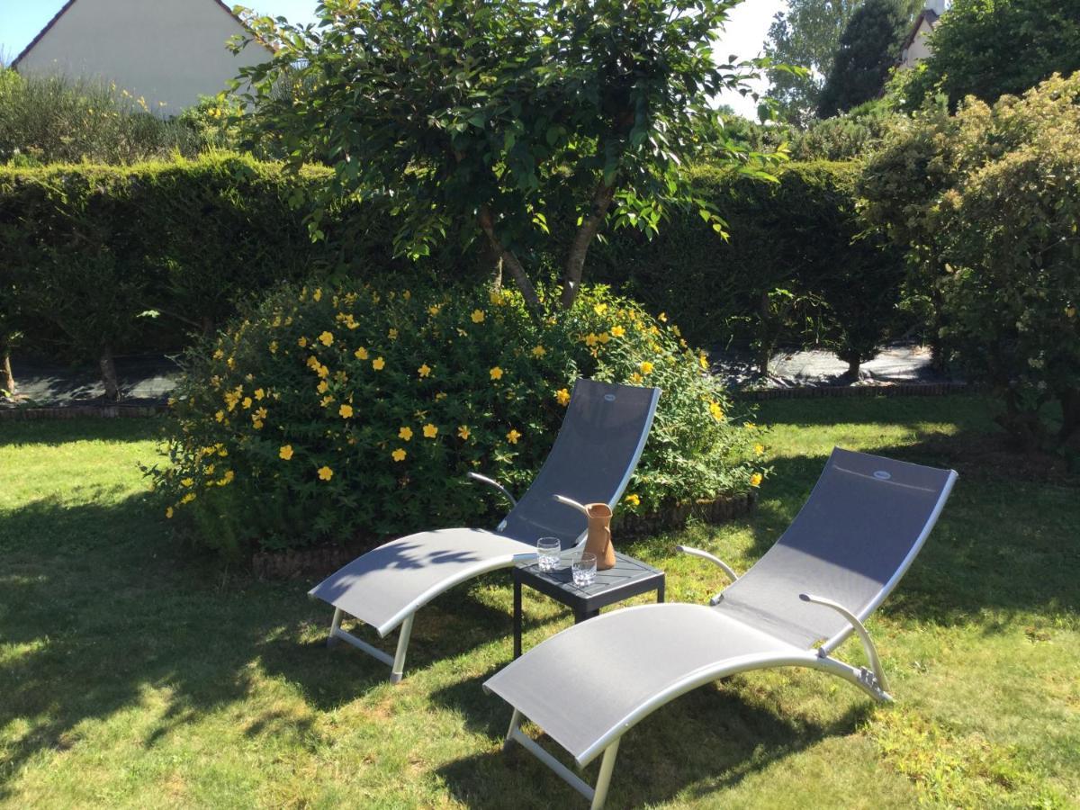 Coup De Coeur Assure ! Calm Comme A La Maison ! Maison Spacieuse Avec Grande Terrasse Pour 2 A 5 Personnes Proximite Granville Et Mer Avec Wifi Et Parking Gratuits Luaran gambar