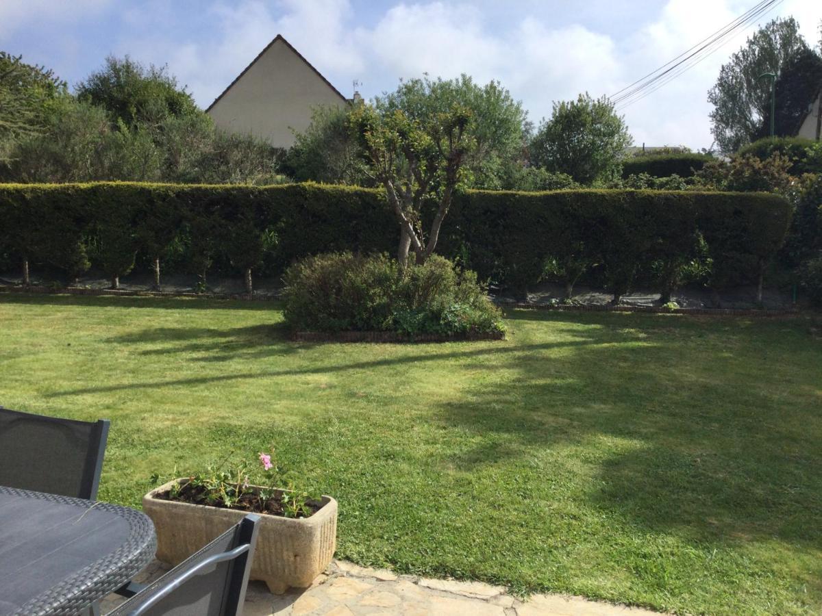 Coup De Coeur Assure ! Calm Comme A La Maison ! Maison Spacieuse Avec Grande Terrasse Pour 2 A 5 Personnes Proximite Granville Et Mer Avec Wifi Et Parking Gratuits Luaran gambar