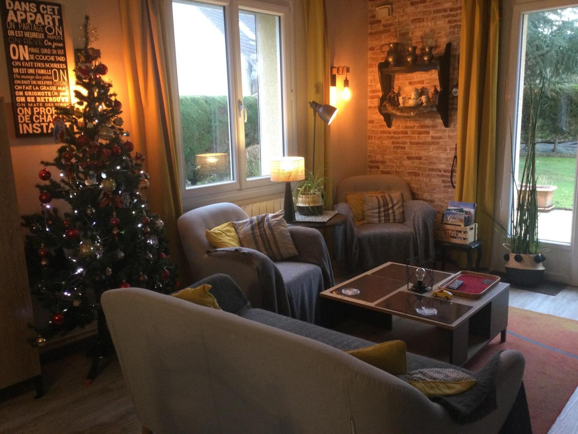 Coup De Coeur Assure ! Calm Comme A La Maison ! Maison Spacieuse Avec Grande Terrasse Pour 2 A 5 Personnes Proximite Granville Et Mer Avec Wifi Et Parking Gratuits Luaran gambar